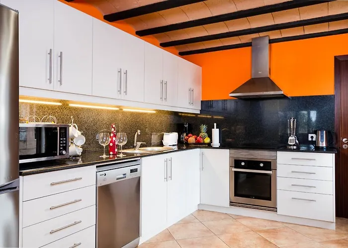 Willa Yourhouse Cuixa