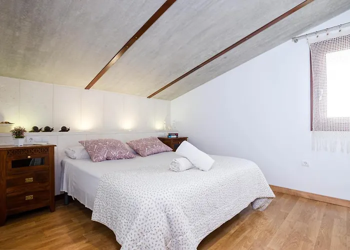 Yourhouse Cuixa Willa *